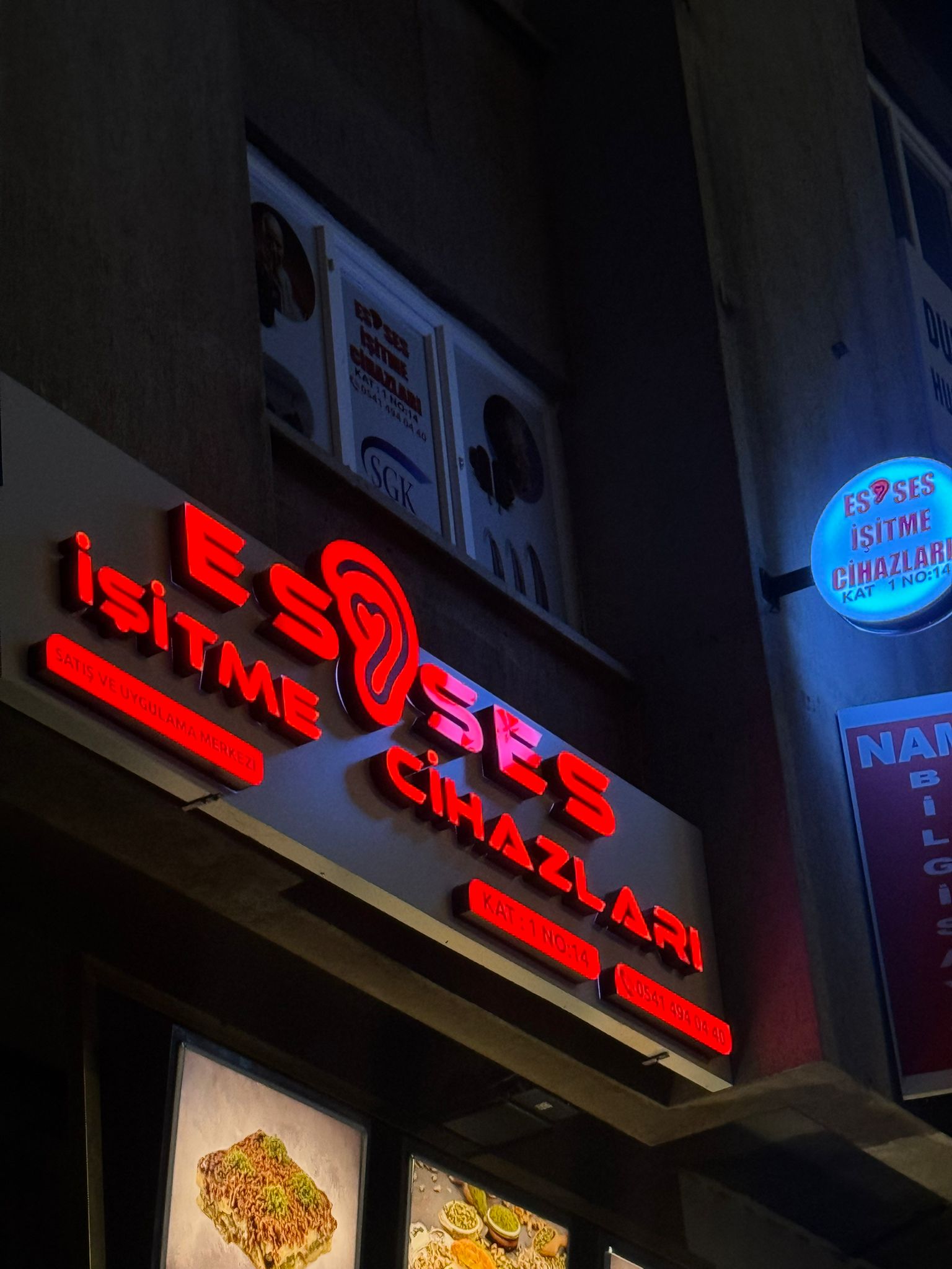 Esses İşitme Cihazları Merkezi Dış Görünüş